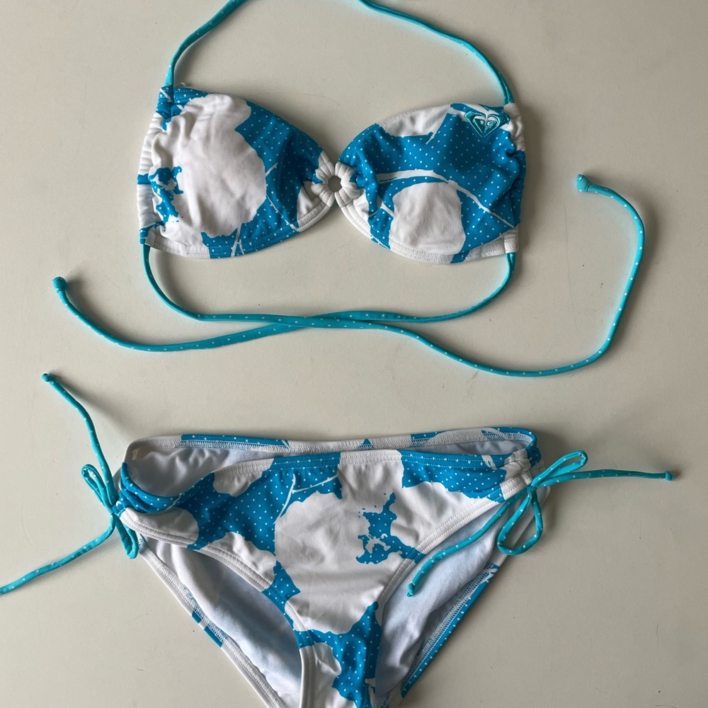 Swimwear Set in Blue and White